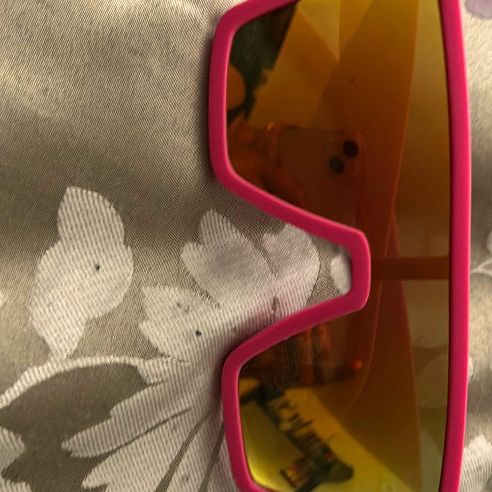 Brand new sunglasses